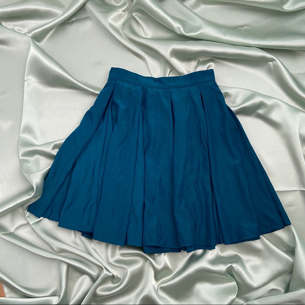 American apparel pleated skirt